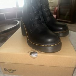 Dr. Martens Jesy Sendal Black Leather Boot