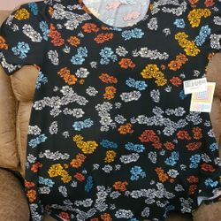 LuLaRoe Perfect T Size L