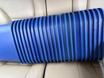 Rubbermaid recycling bins