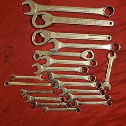 Pittsburgh Heavy Duty HAND WRENCH SET