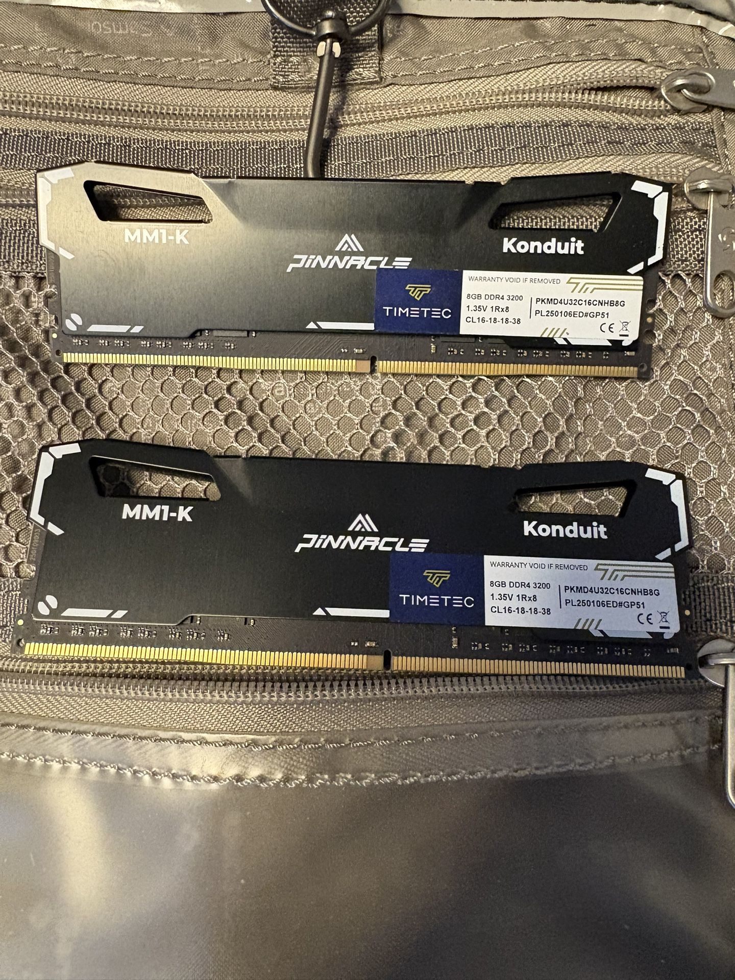 Timetec Pinnacle - MM1K 3200 Mhz 2 X 8 GB