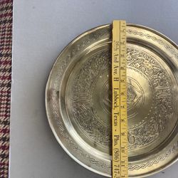 Set of 6 Antique & Vintage, handcrafted, or etched brass trays, 12“.