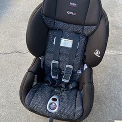 Britax Safe cell Adjustable Car seat 