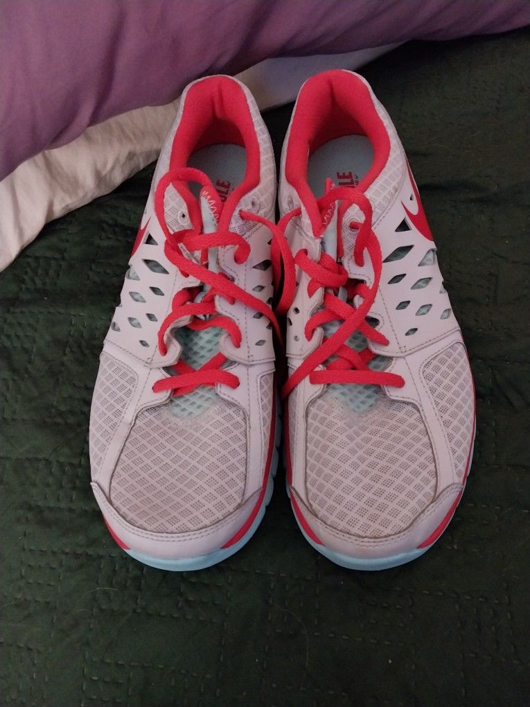 Nike Fitsole Size 10 40 Dollars