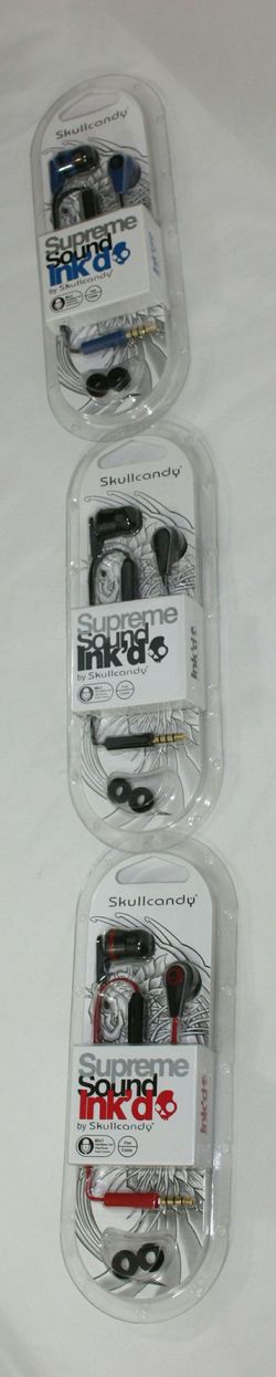 Headphones/earphones/headset