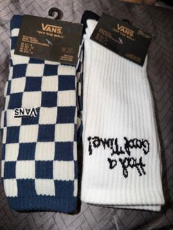 2 teen / men’s crew socks 6.5-9 nwt