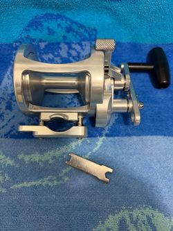 Avet LX6.0 Silver Conventional Lever Drag