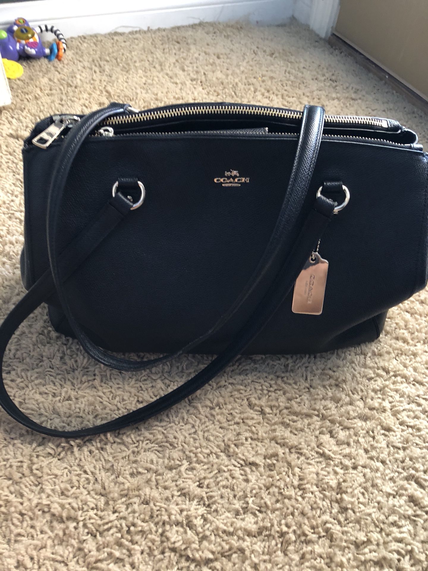 AUTHENTIC Coach Carryall bag