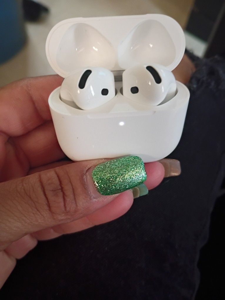 Brand New Never Used Air Pod 4