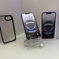 iPhone 16e 128GB Boost Mobile - Perfect Condition 100% Battery + Box & Case (WITH SCREEN PROTECTOR)