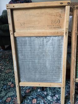 Antique Glass and Wooden Washboard No. 860 USA