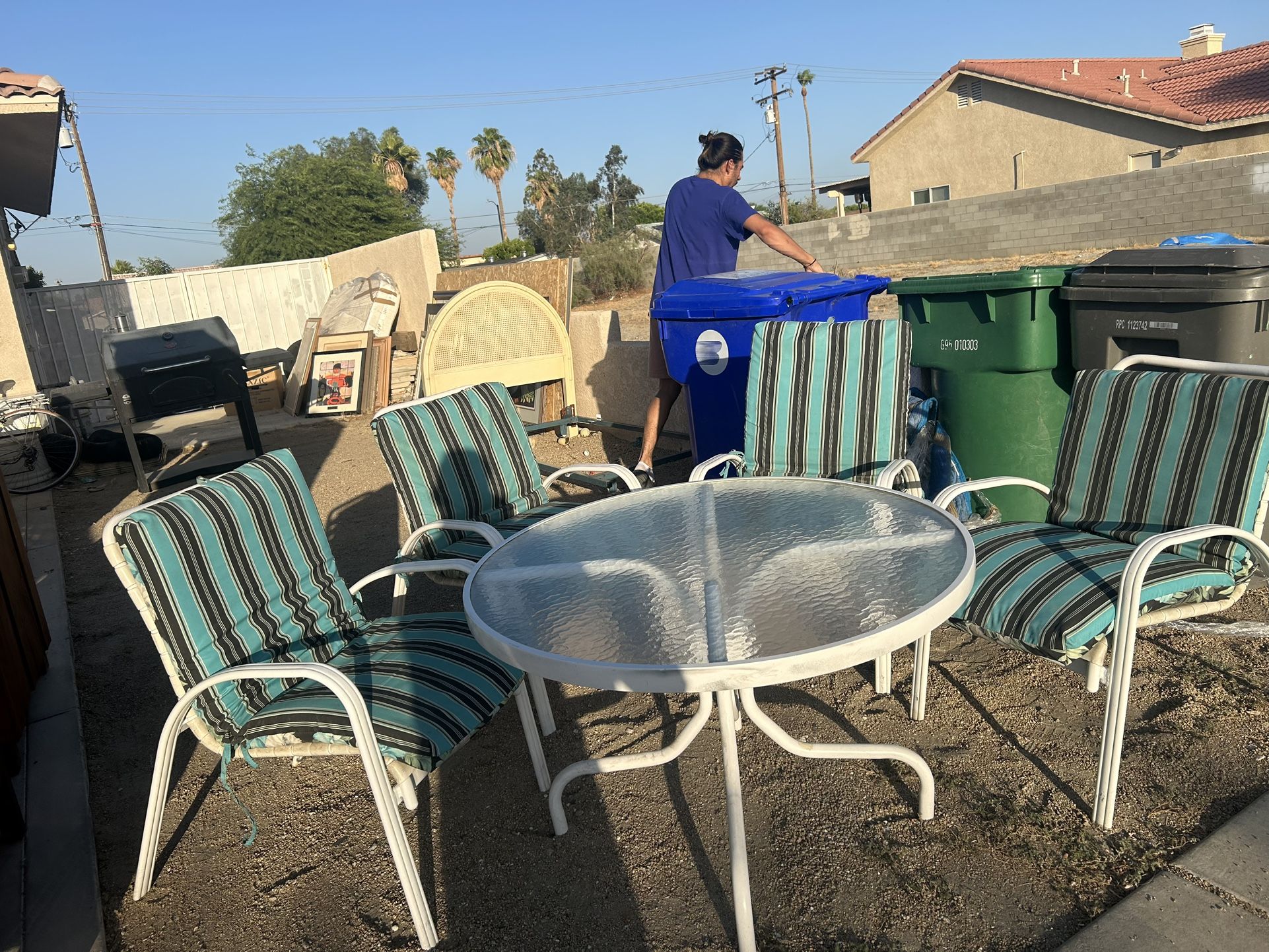 Garage Sale Going On Now And Tomorrow At 6am