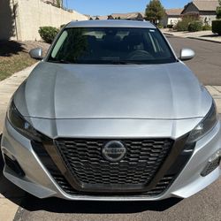 2022 Nissan Altima SV