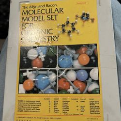 The Allyn And Bacon Molecular Model Set For Organic Chemistry 