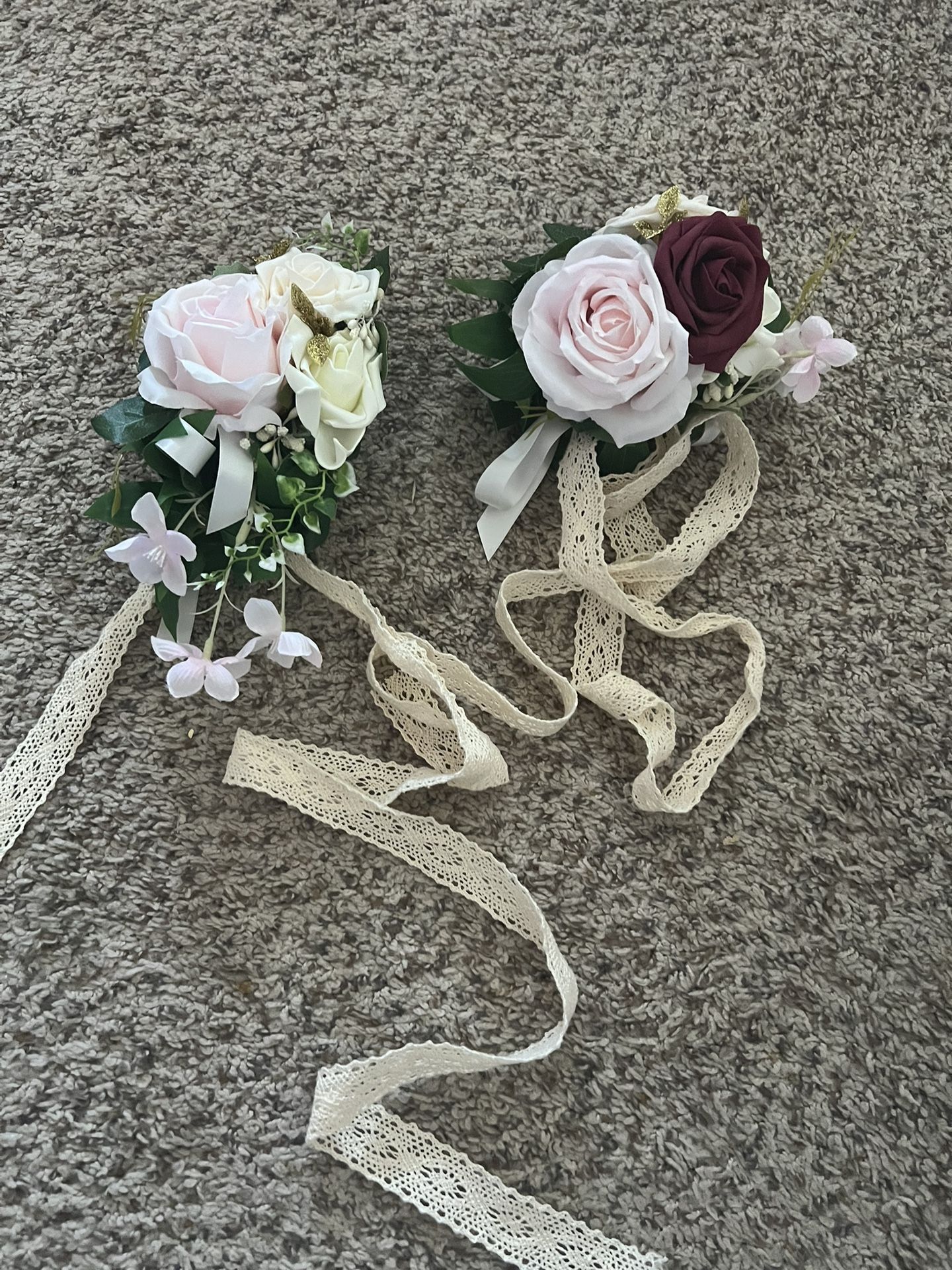 24 Floral Church Pew Bows