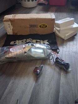Oreck XL AUTO car vacuum