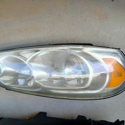 05-07 Chevy Impala Headlight Bezel