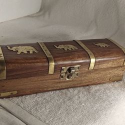 Beautiful wood brass Elephant storage box