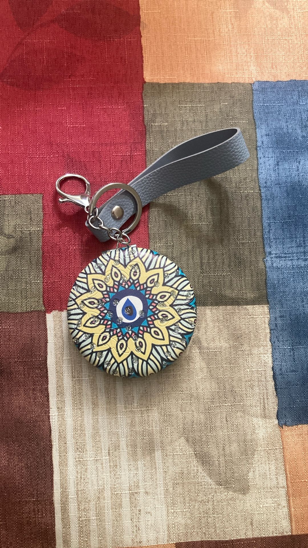 NEW Ethnic Indian Travel, Friendly Make Up Mirror With Keychain