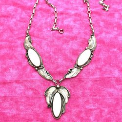 Sterling Navajo Mussel Ornate Necklace 