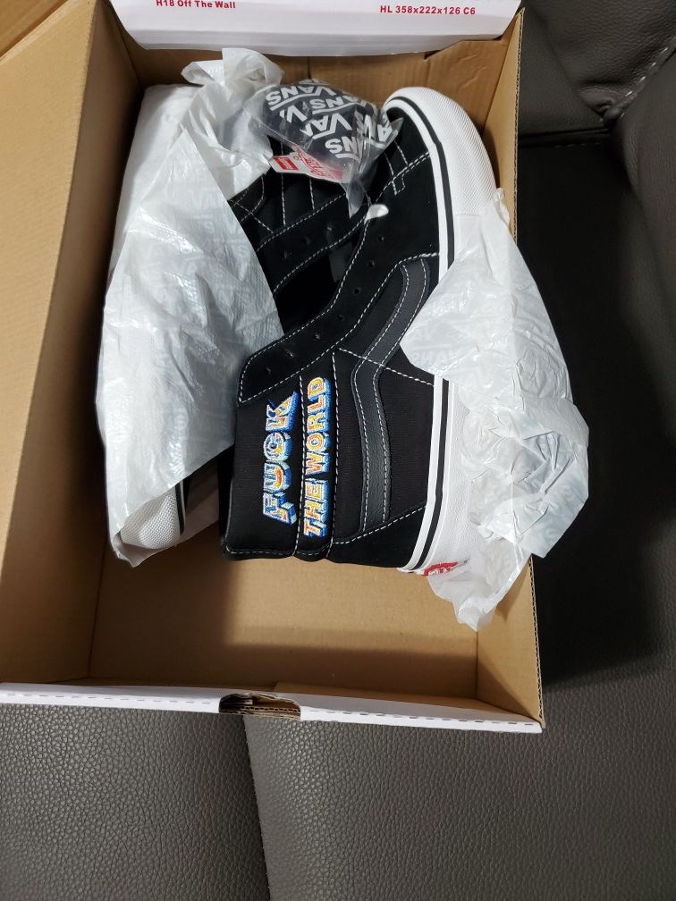 Supreme vans size 8.5