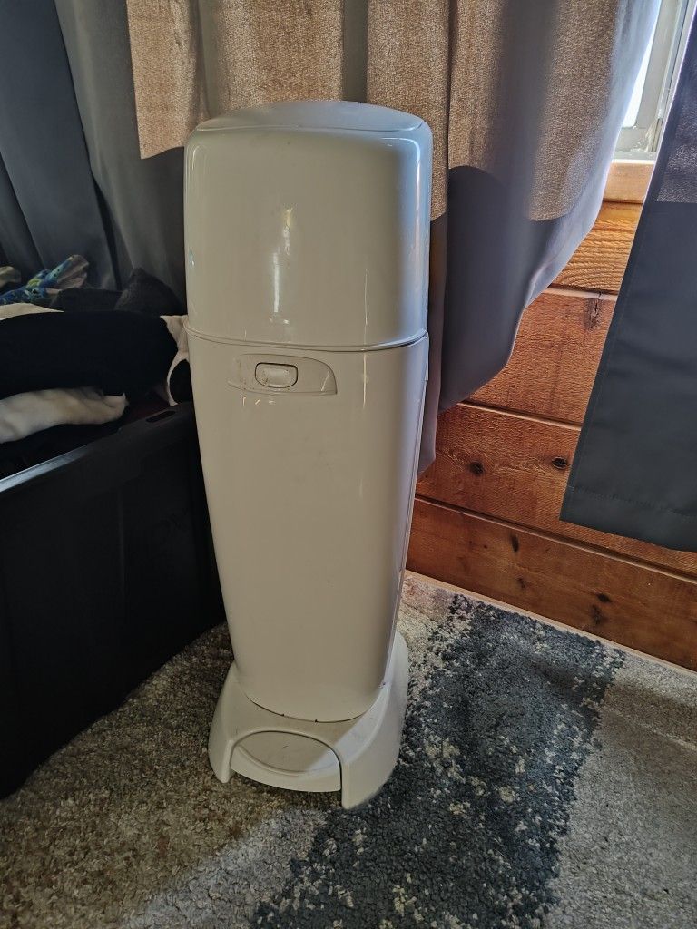 Diaper Genie 