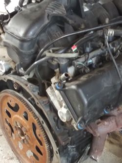 Motor para jeep gran cherokee 2004. 140.000 millas