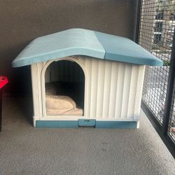 Dog House 