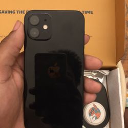 iPhone 12 - 64GB - Black - Unlocked