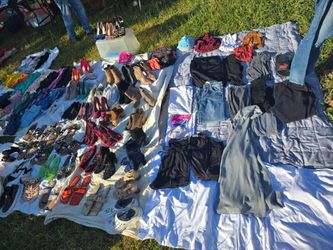 8112 LEEDS St. DOWNEY YARD SALE