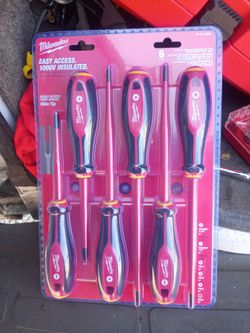 Milwaukee Insulated Screwdriver set