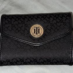 Tommy Hilfigure Wallet 