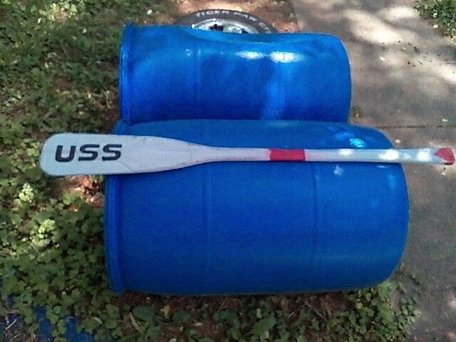Oar / paddle USS might be for dingy