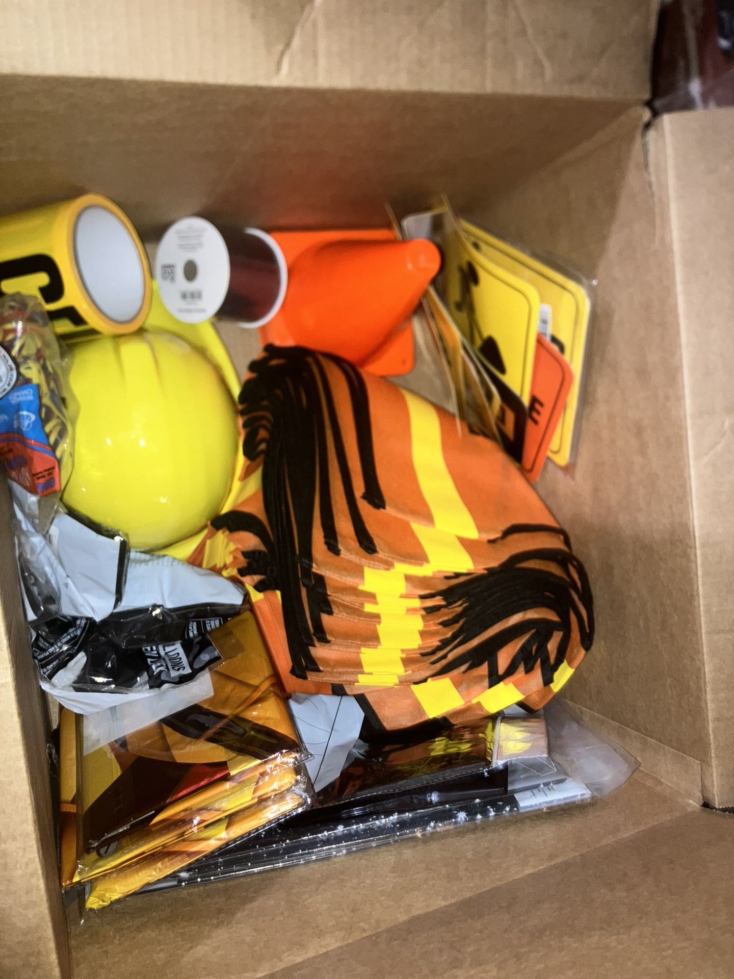 Construction Theme party Accessories. Used This for my sons 5 bday!! Taking reasonable Offers. Thanks.