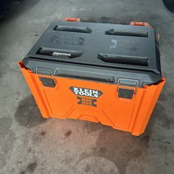 Klein Rolling Tool Box