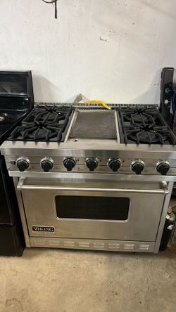 Nice Used Gas Stove And Electri Stove 36 Inches Wide Working Good 1000$