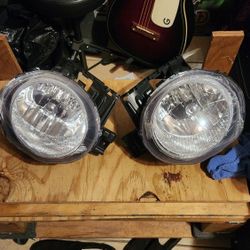 Headlight Set For 2011 2012 2013 2014 Nissan Juke Left and Right With Bulb 2Pc