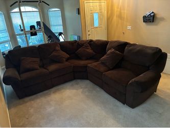 Couch with 2 recliners on each end