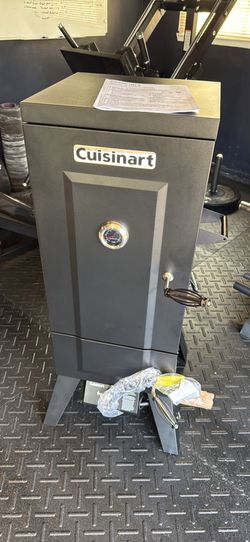 Cuisinart 36” vertical smoker