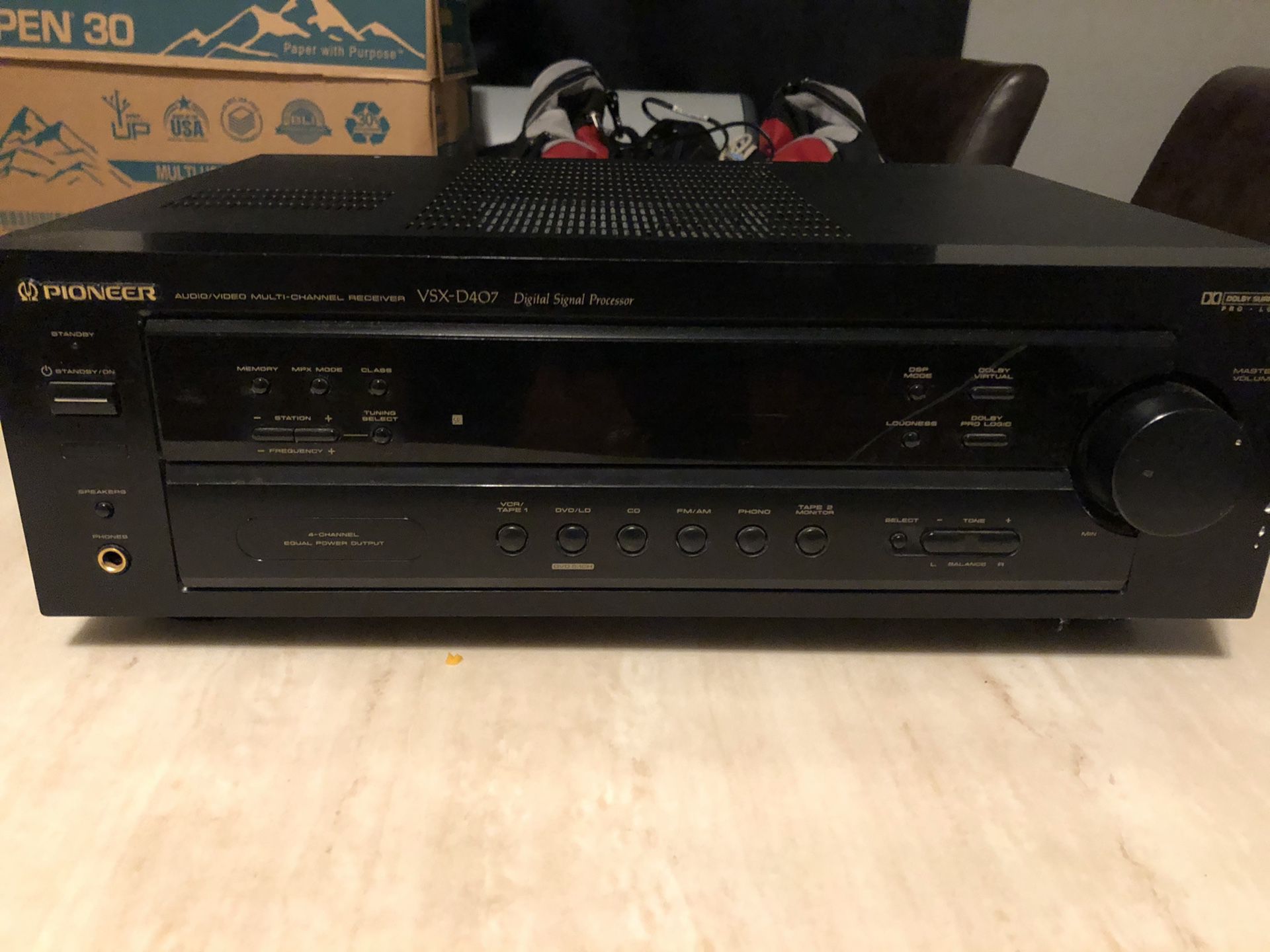 Pioneer VSX-D407 receiver