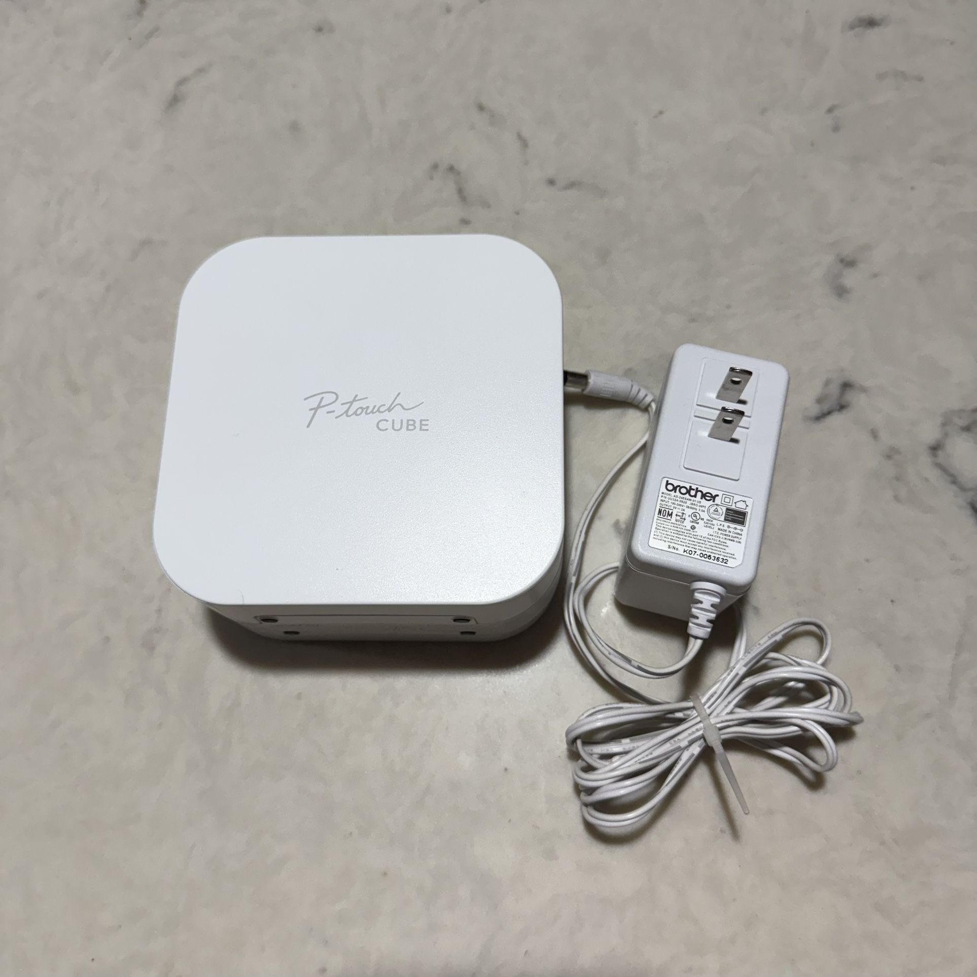 ✨ Brother P-touch Cube Bluetooth Label Printer - White (PT-P300BT)