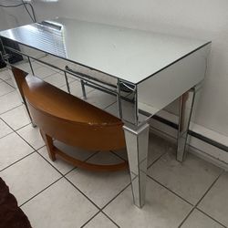 Darién Mirror Desk