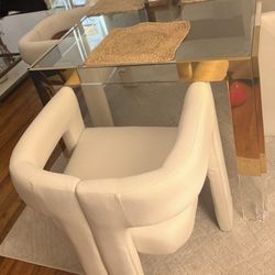 Good Table With Chairs 