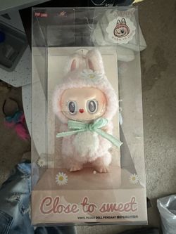 “Close To Sweet” Limited Edition Labubu