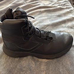 Men’s Under Armour Boots 