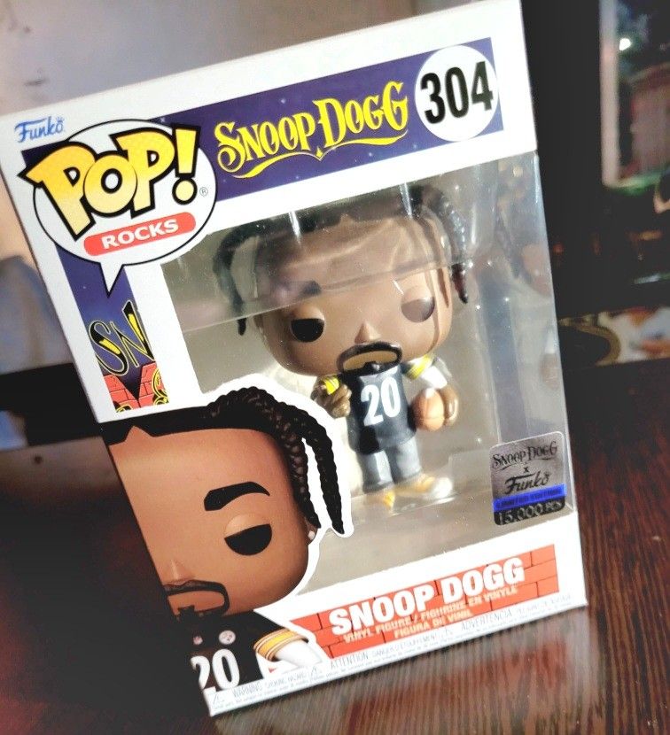 PITTSBURGH STEELERS SNOOP DOGG FUNKO POP!! for Sale in Fontana, CA - OfferUp