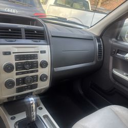 2008 Mercury Mariner