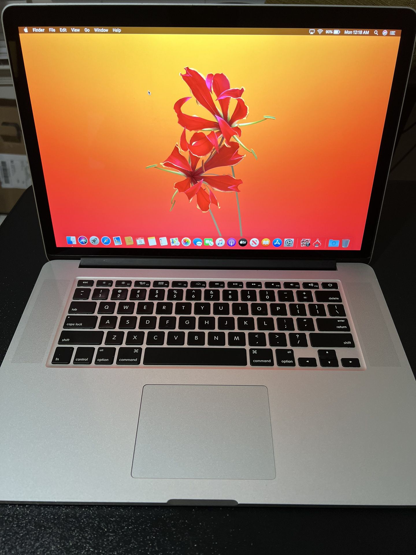 Macbook Pro 15 Inch Core I7 2.40ghz 8Gb 256 SSD 2013 Excellent For Work Or School