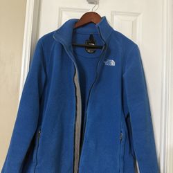 Women’s The North Face Fleece Size  Large 