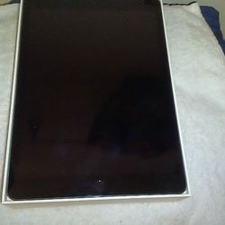64 GB 9th Gen Ipad